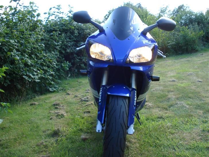 Yamaha YZF-R1 billede 4