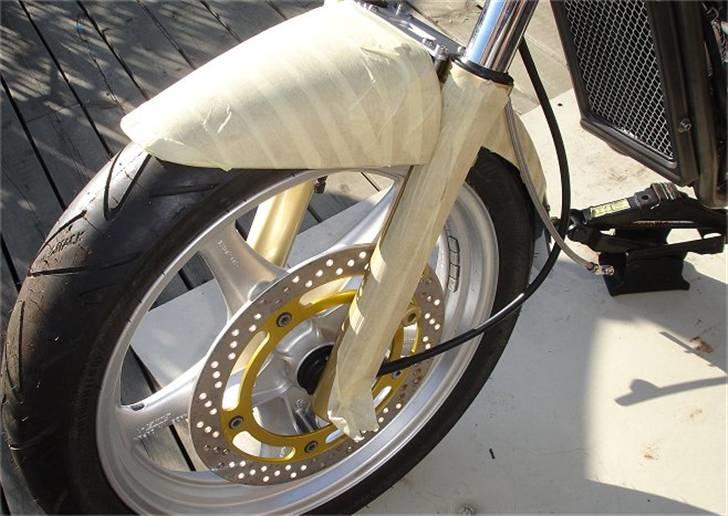 Suzuki vx 800 ( SOLGT ) - malertape = anti-scratch.. billede 10