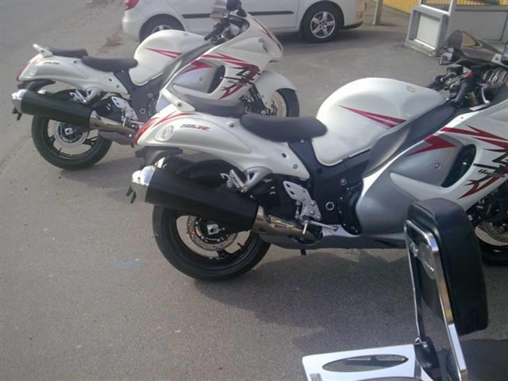 Suzuki GSX 1300 R Hayabusa - Udenfor forretningen - helt nye ... billede 1