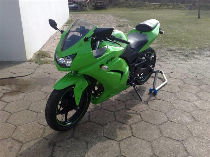 Kawasaki NINJA 250R (Solgt) billede 19