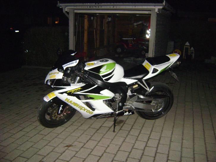 Honda CBR1000RR (Solgt) billede 15