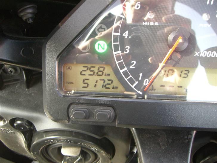 Honda CBR1000RR - solgt - og et godt cockpit ( lige over 5000 km er i øvrigt en FRYD !!! :) billede 7