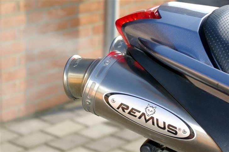 Yamaha FZ6-S "FAZER" billede 4