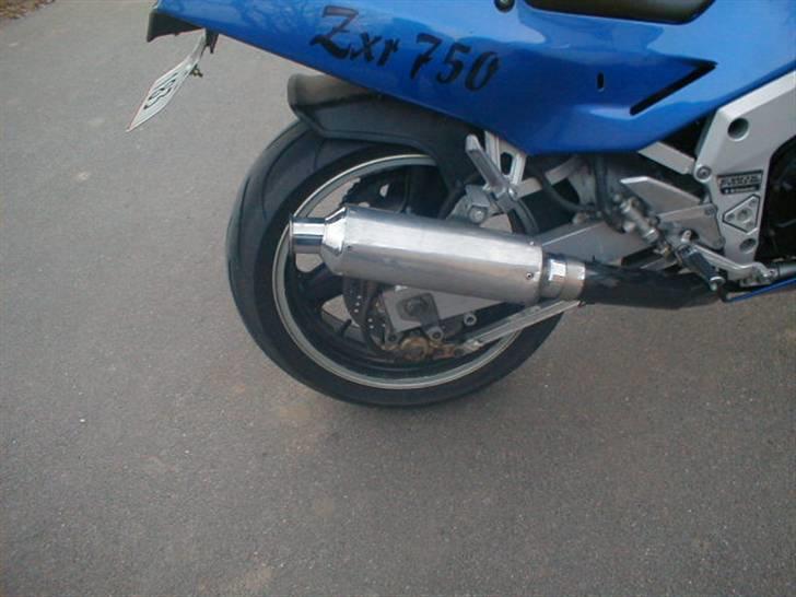 Kawasaki ZXR 750  billede 15