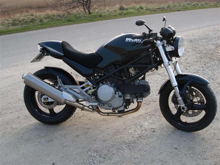 Ducati Monster 620 DARK billede 2