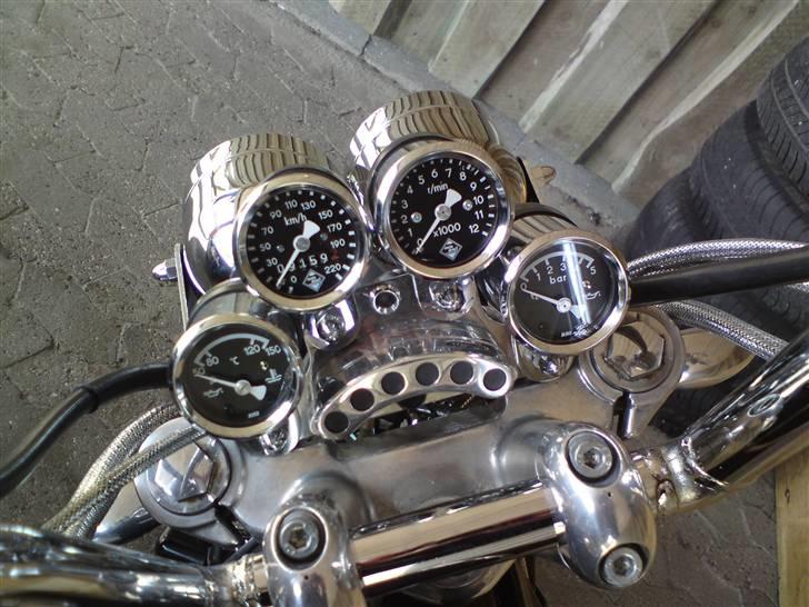 Honda super magna (solgt) - udsigt til cockpittet billede 8