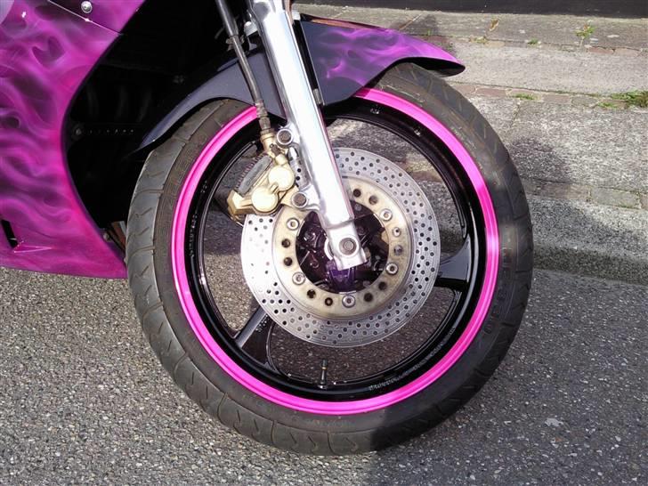 Suzuki GSX R- 250 billede 5