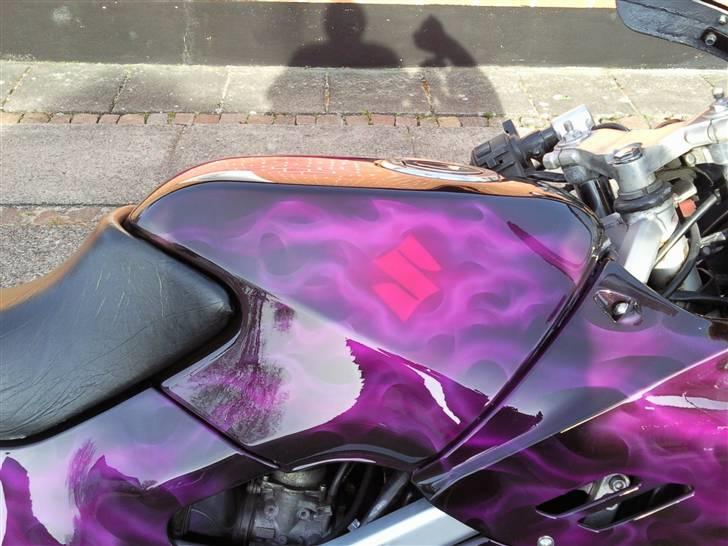 Suzuki GSX R- 250 billede 6