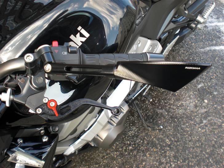 Kawasaki Z 750 ABS - Rizoma Tomok spejle og Titax aluminium tofinger greb billede 12