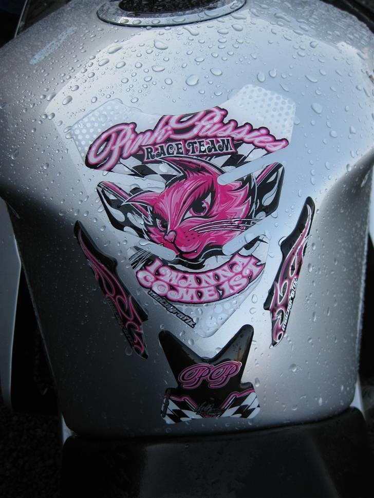 Kawasaki ZX6R 636 -solgt- - Tøse tank pad.... billede 15