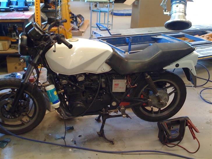 Suzuki GS 650G Katana - Nymalet mangler lige det sidste billede 1