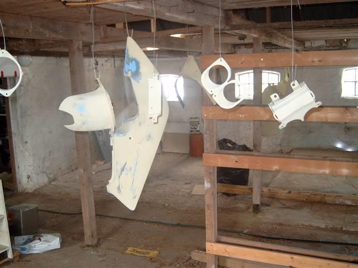 Honda CBR 400 RR billede 8