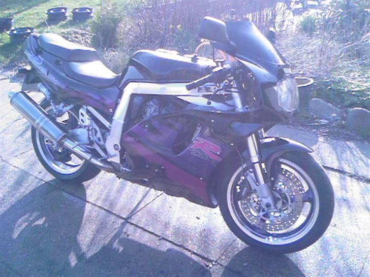 Suzuki gsx-r 750 billede 3