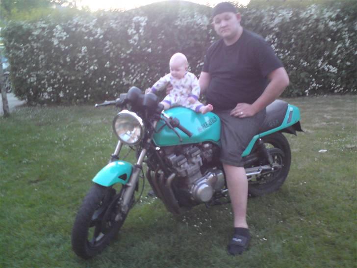 Suzuki gsx 1100 - Suzuki det er en fed maskine billede 1