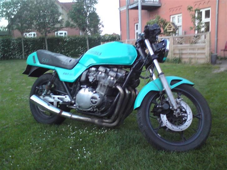 Suzuki gsx 1100 - Tror snart den bliver sort måske billede 2