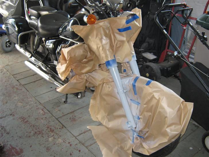 Jinlun jl 150-5 - her er jeg ved at grund male forgaffel på den lille kineser det gamle maling var ikke så pænt mere. billede 14