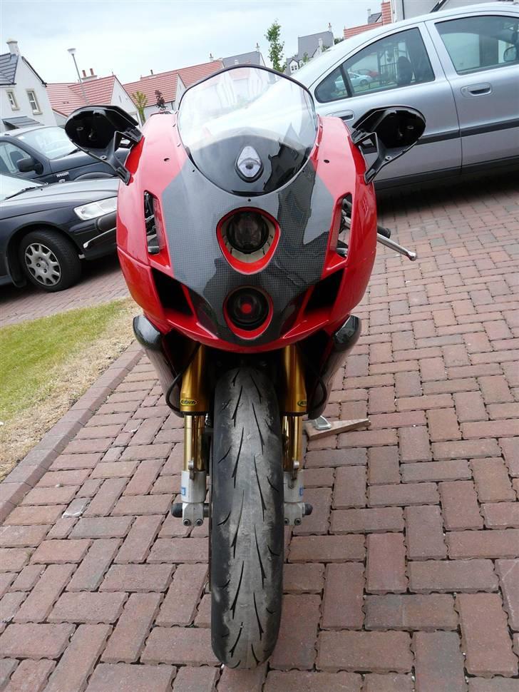 Ducati 999R - Der kom sku lys til med møje og besvær billede 10