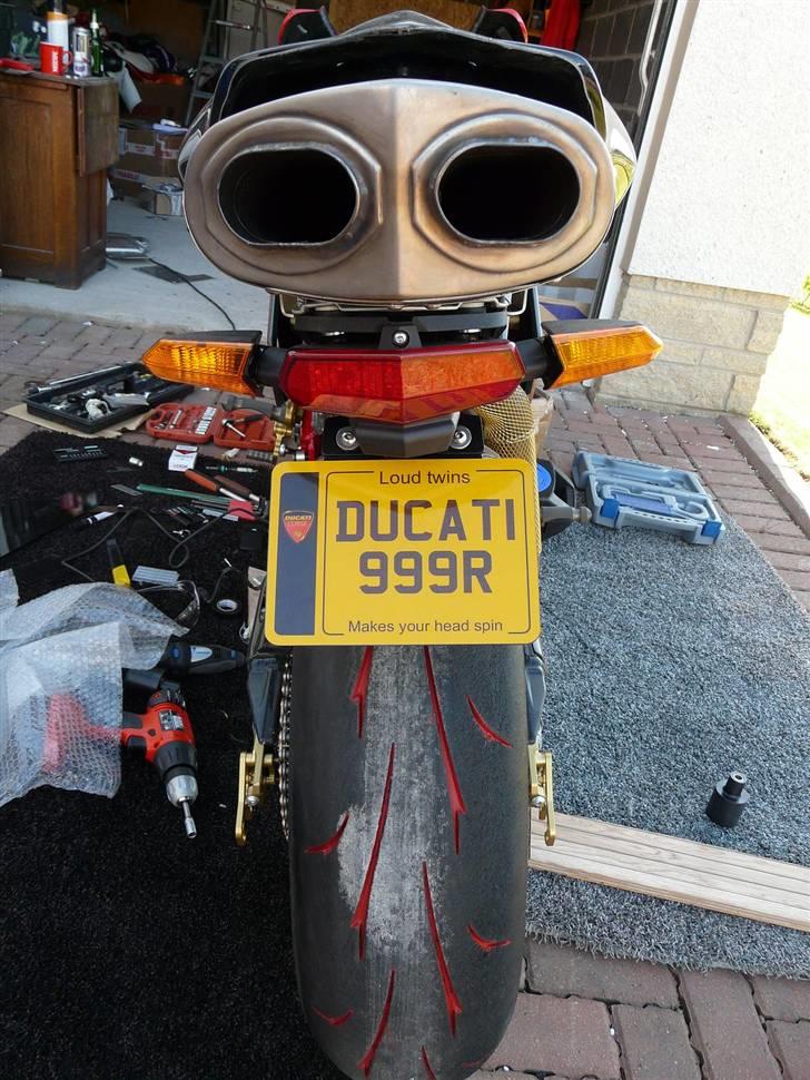 Ducati 999R - Slut resultat efter mange timer og møje og besvær, og mange timer på ebay for stumper billede 19