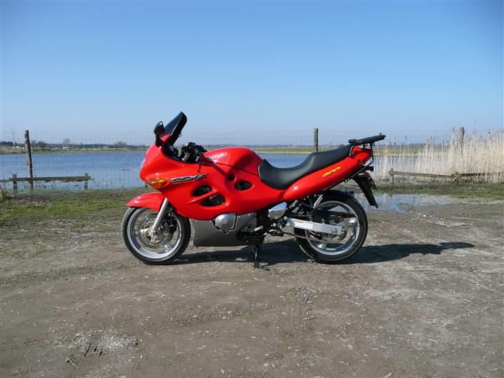 Suzuki GSX600F billede 5