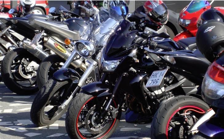 Suzuki M 800 - Ude og blive luftet blandt andre MCere i flot vejr billede 6