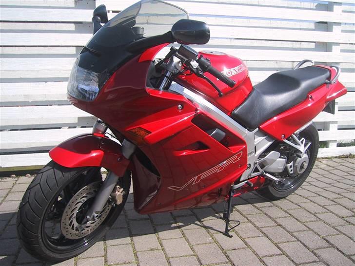 Honda VFR 750 F RC 36 billede 2