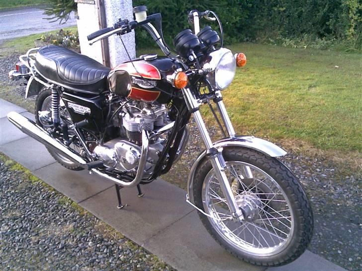 Triumph Bonneville T140E (Solgt)) billede 3