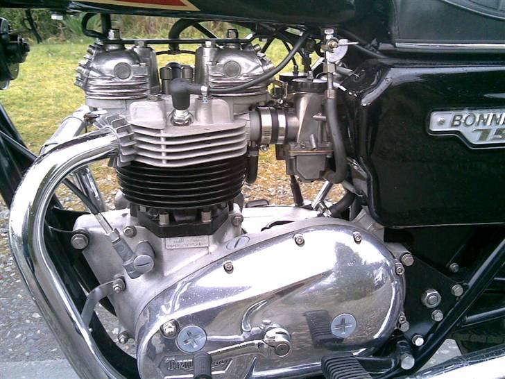 Triumph Bonneville T140E (Solgt)) billede 7