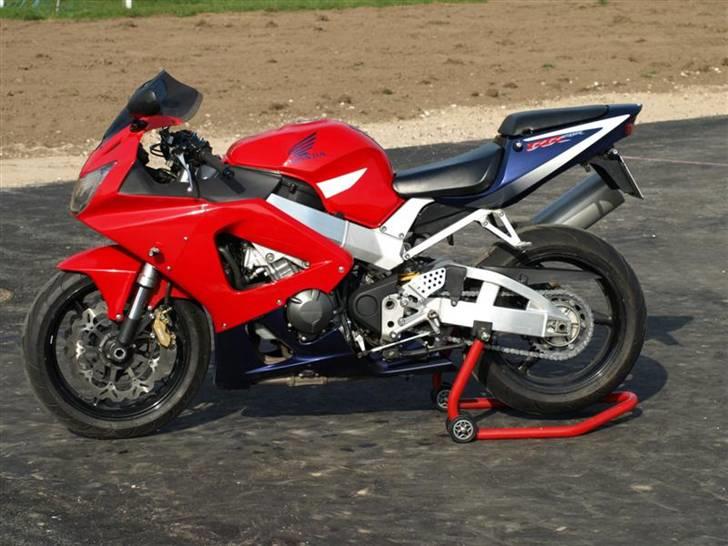 Honda CBR 900 RR billede 9
