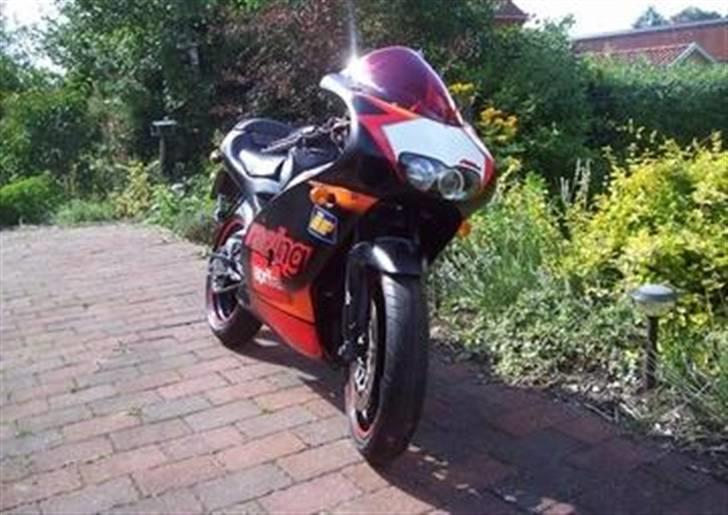 Aprilia RS 125 billede 2