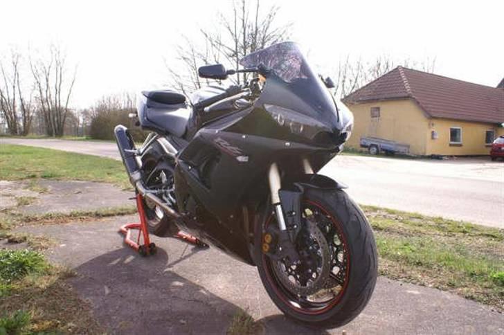 Yamaha YZF R6 billede 8