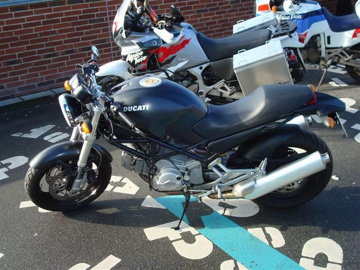 Ducati Monster 620 Dark *SOLGT* billede 8