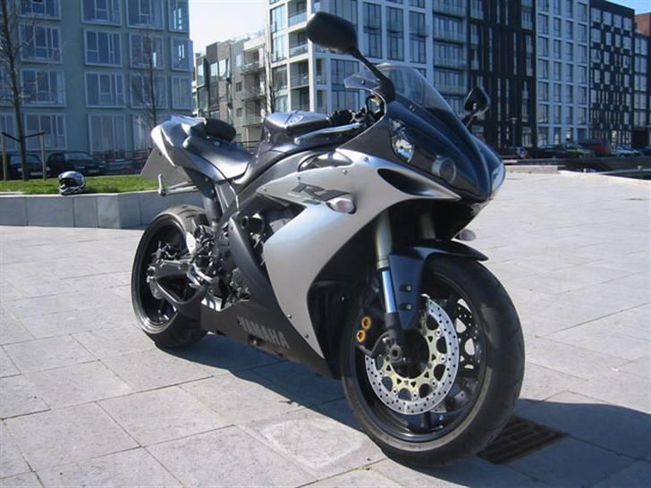 Yamaha YZF R1 *SOLGT* billede 7