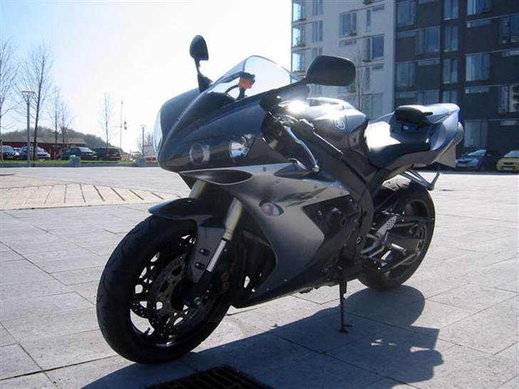 Yamaha YZF R1 *SOLGT* billede 9