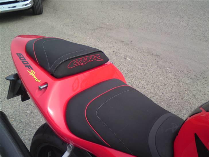 Honda CBR 600 F Sport solgt billede 8