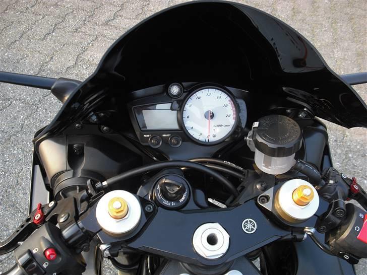 Yamaha YZF R6S billede 9