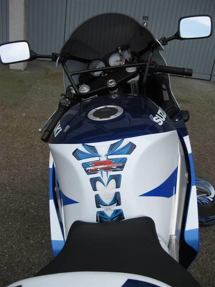 Suzuki GsxR 600 billede 6