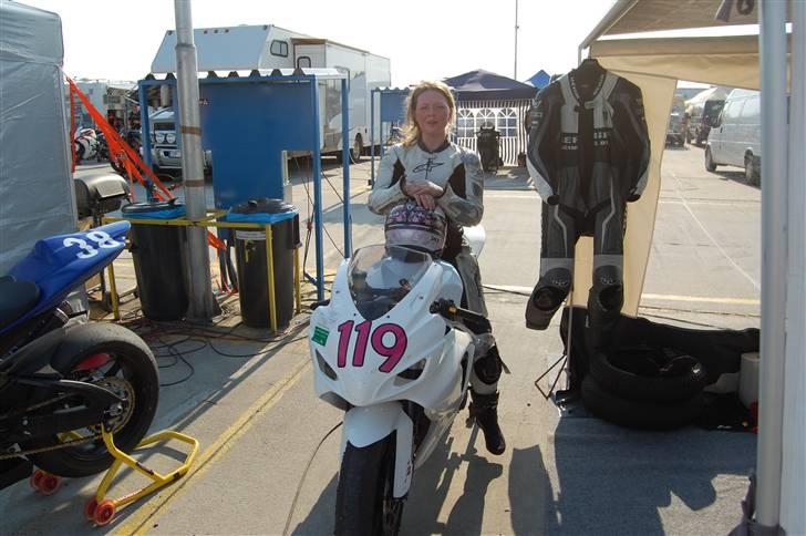 Suzuki GSX-R 750 K7 FORÆRET VÆK! billede 17