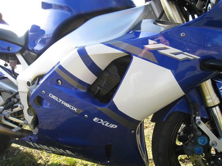 Yamaha yzf-r1 billede 7