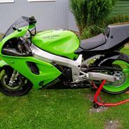 Kawasaki ZX7R