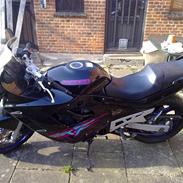 Suzuki GSX 600 F