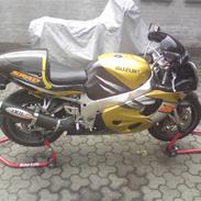 Suzuki GSXR SRAD