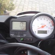 Yamaha R 6 solgt