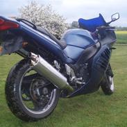 Suzuki RF 600 R