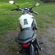 Yamaha xj6