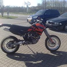 KTM 625 sm (solgt)
