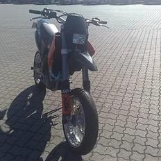 KTM 625 sm (solgt)