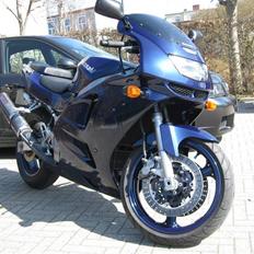 Kawasaki zx600f