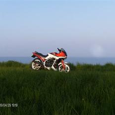 Honda vf 500f solgt