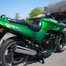 Kawasaki GPZ 500S