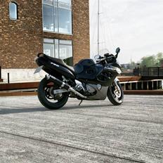 Suzuki GSX 750 F *solgt*